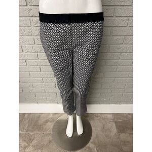 So Slimming by Chico’s Women Geometric Print Ankle Pants Size 1.5